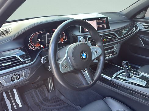 Used 2022 BMW 740i xDrive w/ M Sport Package AWD/4WD image 14