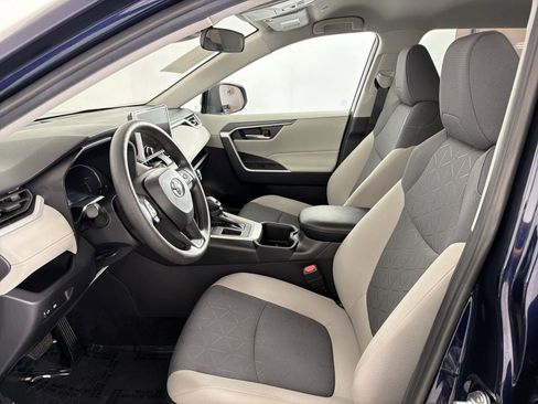 Used 2024 Toyota RAV4 XLE image 21