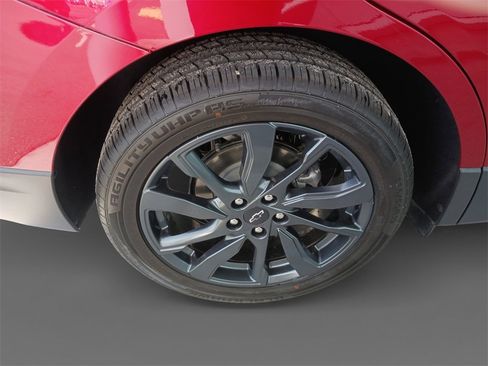 Used 2022 Chevrolet Equinox RS w/ RS Leather Package image 10