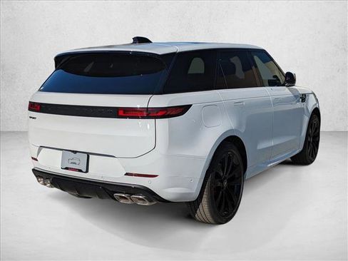 New 2025 Land Rover Range Rover Sport Dynamic SE image 2