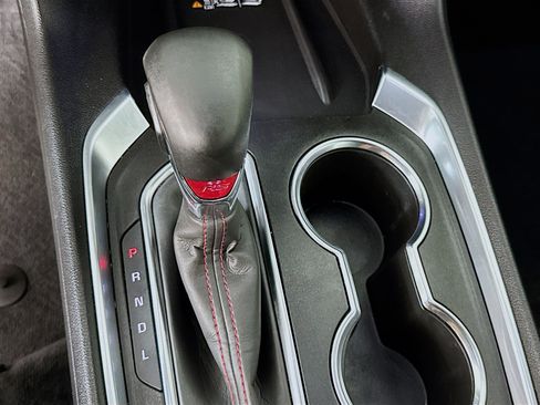 Used 2024 Chevrolet Traverse RS image 19