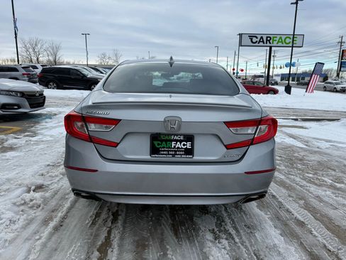 Used 2019 Honda Accord Sport image 11