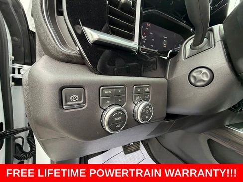 New 2026 GMC Sierra 1500 SLT AWD/4WD image 16