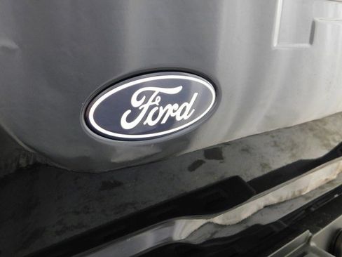 New 2025 Ford F150 Lightning Lariat image 5