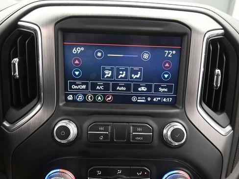 Used 2022 GMC Sierra 3500 Denali w/ Denali Ultimate Package image 19