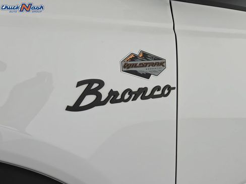 Used 2023 Ford Bronco Wildtrak AWD/4WD image 36