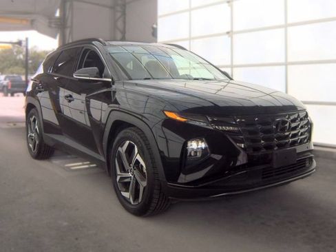 Used 2023 Hyundai Tucson Limited w/ Cargo Package FWD image 4