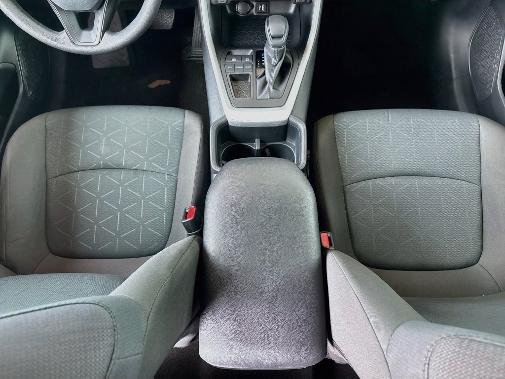 Certified 2025 Toyota RAV4 XLE FWD image 16