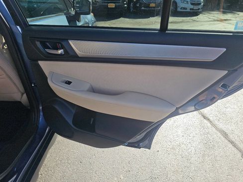 Used 2017 Subaru Outback 2.5i Premium image 29