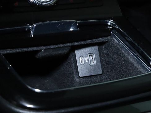 Certified 2022 Lincoln Nautilus AWD image 27