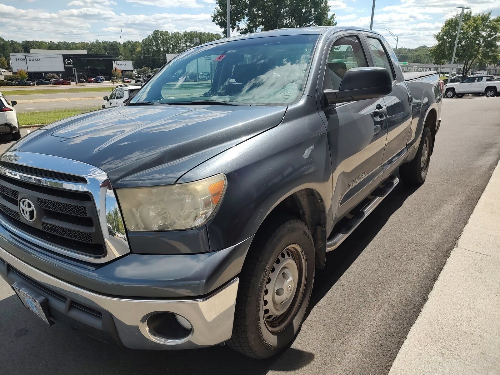 Used 2010 Toyota Tundra 4x4 Double Cab image 4