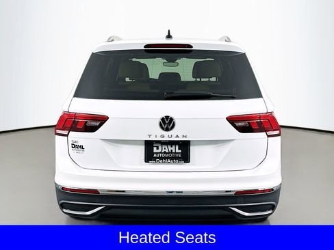 Used 2023 Volkswagen Tiguan SE image 7