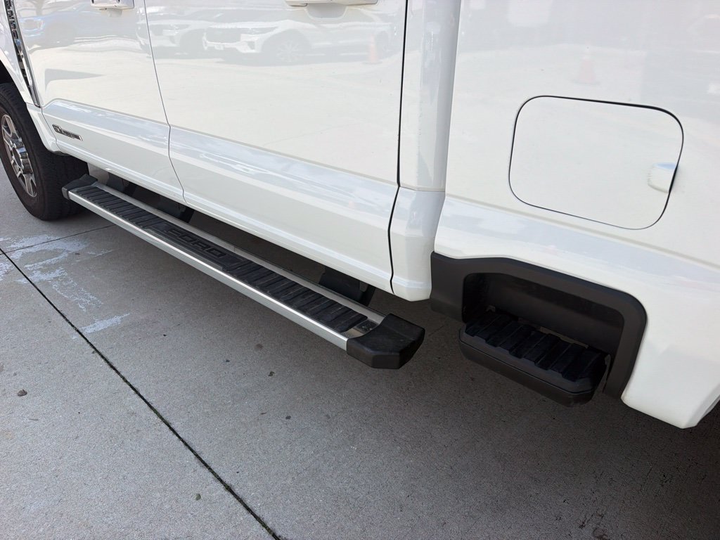 Used 2026 Ford F250 Lariat AWD/4WD image 6
