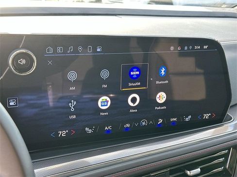 Used 2025 Chevrolet Suburban RST image 12