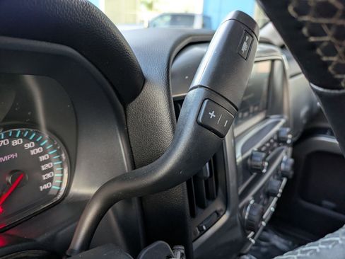 Used 2018 Chevrolet Silverado 1500 LT w/ All Star Edition image 20