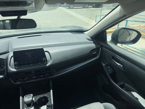 Used 2025 Nissan Rogue SV FWD image 37