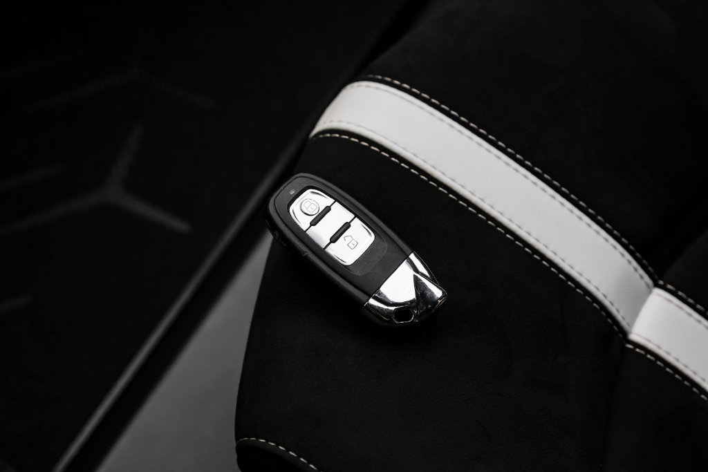 Used 2020 Lamborghini Aventador SVJ AWD/4WD image 70