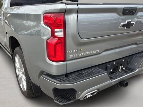 Used 2025 Chevrolet Silverado 1500 High Country image 30