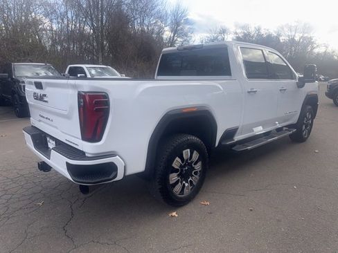 Used 2024 GMC Sierra 3500 Denali w/ Denali Reserve Package image 6