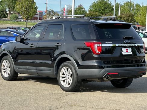 Used 2017 Ford Explorer FWD image 6