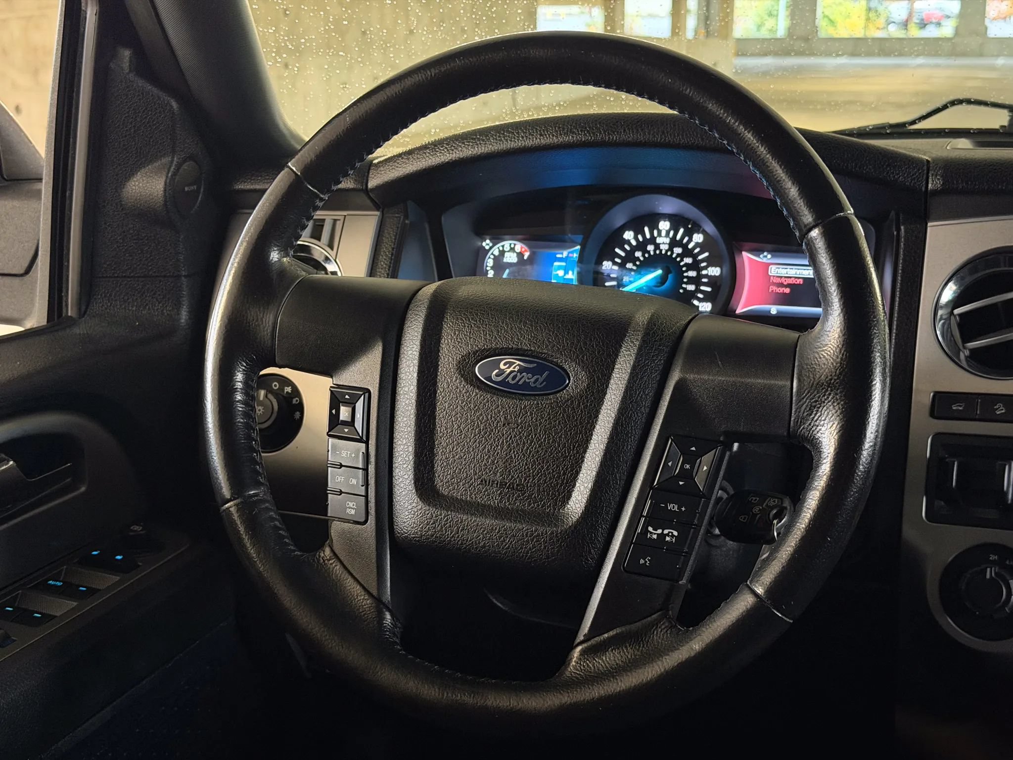 Used 2015 Ford Expedition EL XLT w/ Equipment Group 202A AWD/4WD image 34