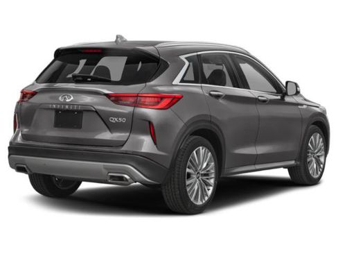 Used 2023 INFINITI QX50 Sensory w/ Accent Package AWD/4WD image 5