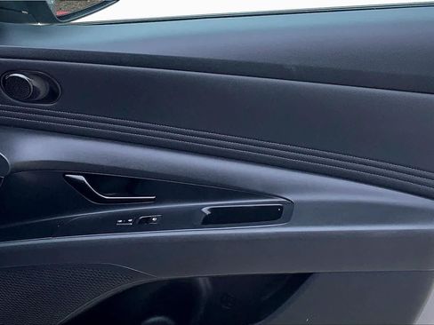 Used 2025 Hyundai Elantra Sport w/ Cargo Package FWD image 23