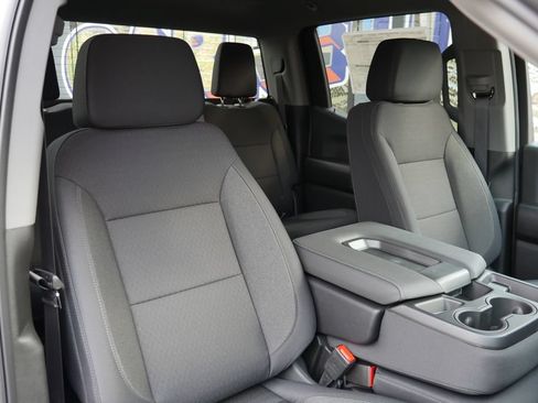 New 2026 Chevrolet Silverado 1500 Custom Trail Boss w/ LPO, Dark Essentials Package AWD/4WD image 10