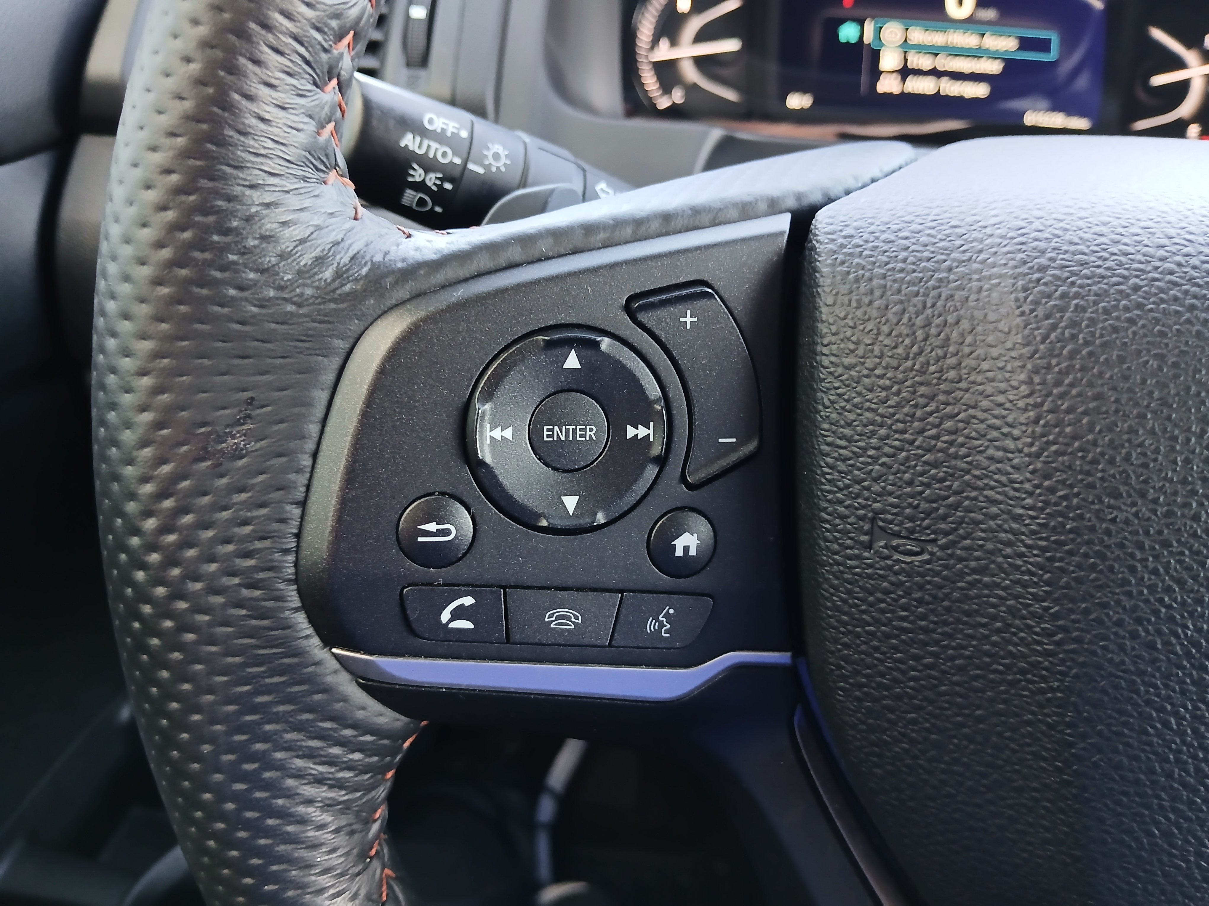 Used 2025 Honda Passport TrailSport image 11