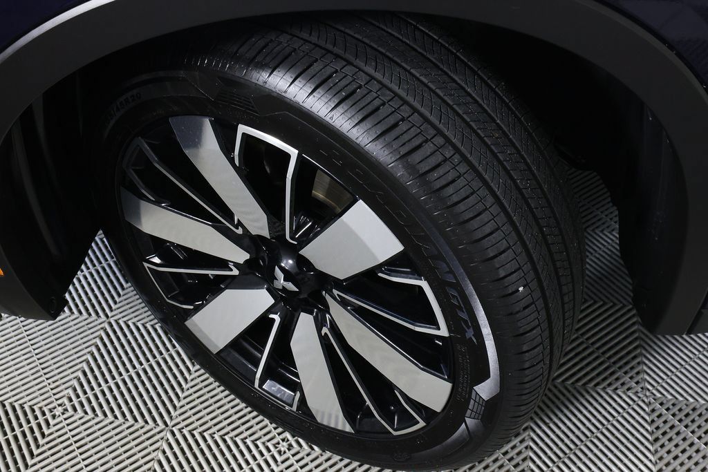 Used 2025 Mitsubishi Outlander SE FWD image 41