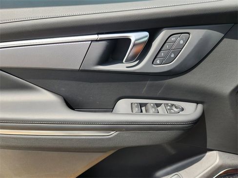 New 2025 Buick Enclave Sport Touring w/ Super Cruise Package image 17