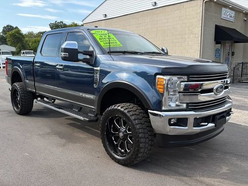Used 2017 Ford F250 Lariat w/ Chrome Package AWD/4WD image 7