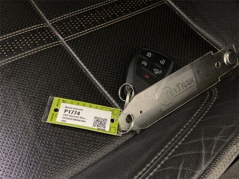 Used 2022 Chevrolet Silverado 1500 High Country w/ Z71 Off-Road Package image 19