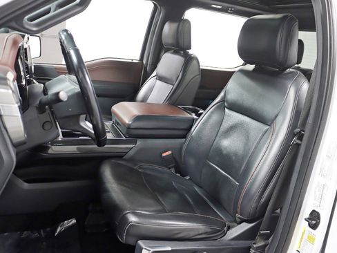 Used 2021 Ford F150 Lariat w/ Equipment Group 502A High image 29