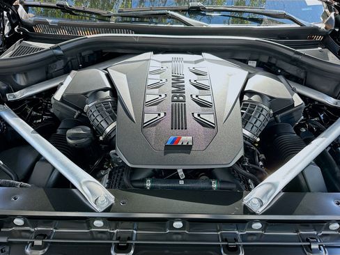 New 2026 BMW X5 M60i image 25