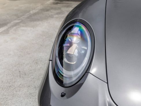Certified 2018 Porsche 911 GT3 RWD image 14