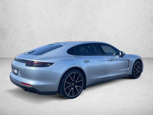 Used 2018 Porsche Panamera 4 Executive AWD/4WD image 5