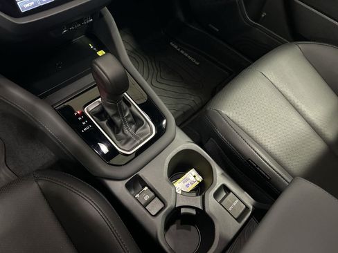 Certified 2025 Subaru Forester Limited image 22