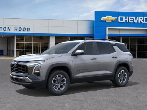 New 2026 Chevrolet Equinox ACTIV w/ Convenience Package III AWD/4WD image 2