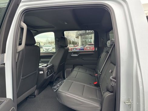 New 2026 GMC Sierra 3500 Denali w/ Denali Reserve Package image 10