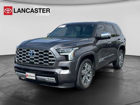 Used 2023 Toyota Sequoia Capstone image 3