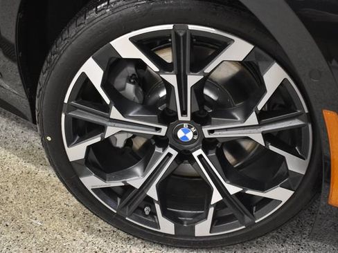 New 2026 BMW 330i xDrive Sedan w/ Premium Package AWD/4WD image 33