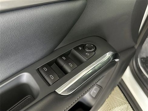 New 2026 Chevrolet Traverse LT w/ Driver Confidence Package image 23