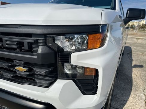 Used 2025 Chevrolet Silverado 1500 W/T image 10