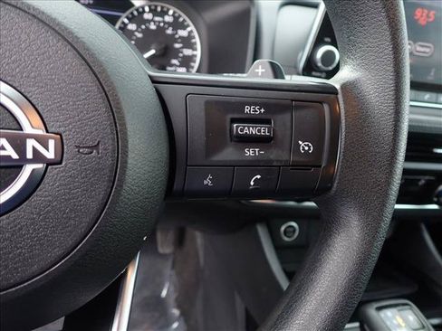 Used 2023 Nissan Rogue S AWD/4WD image 14