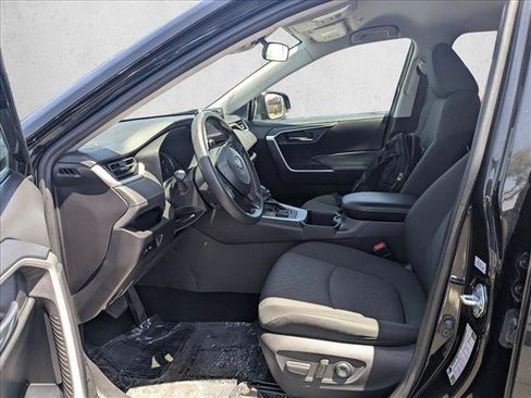 Used 2024 Toyota RAV4 XLE AWD/4WD image 22