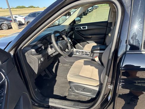Used 2021 Ford Explorer 2WD image 19
