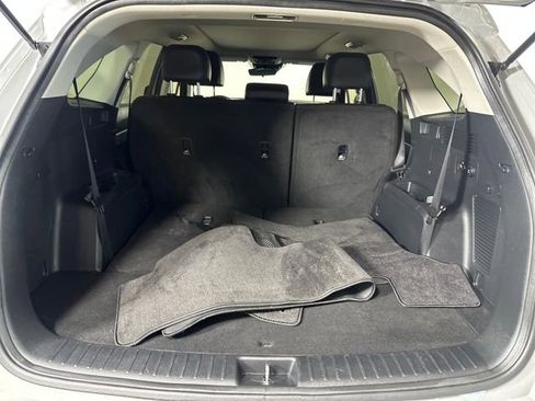 Used 2024 Kia Sorento S w/ Panoramic Sunroof Package image 26