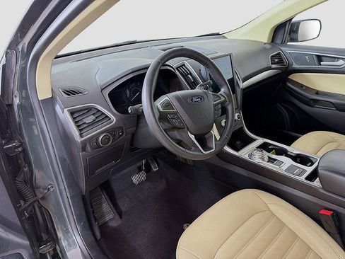 Used 2024 Ford Edge SEL w/ Convenience Package image 16