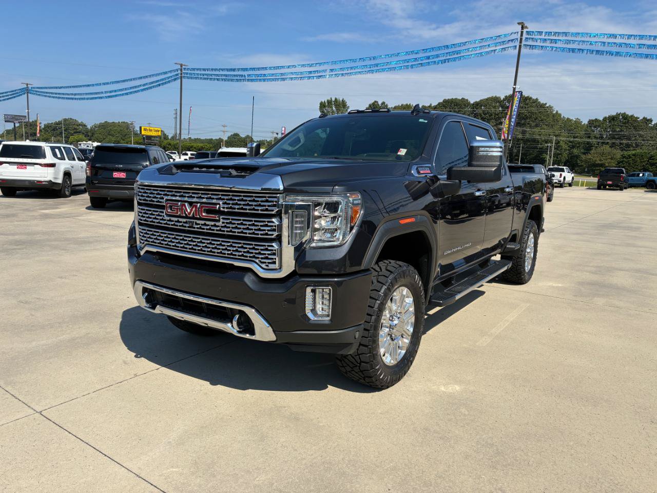 Used 2020 GMC Sierra 2500 Denali w/ Denali Ultimate Package AWD/4WD image 2